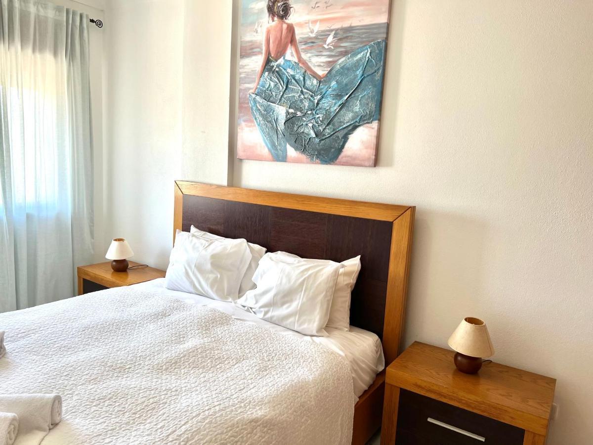 Loky - Near Quarteira Center Apartman Kültér fotó