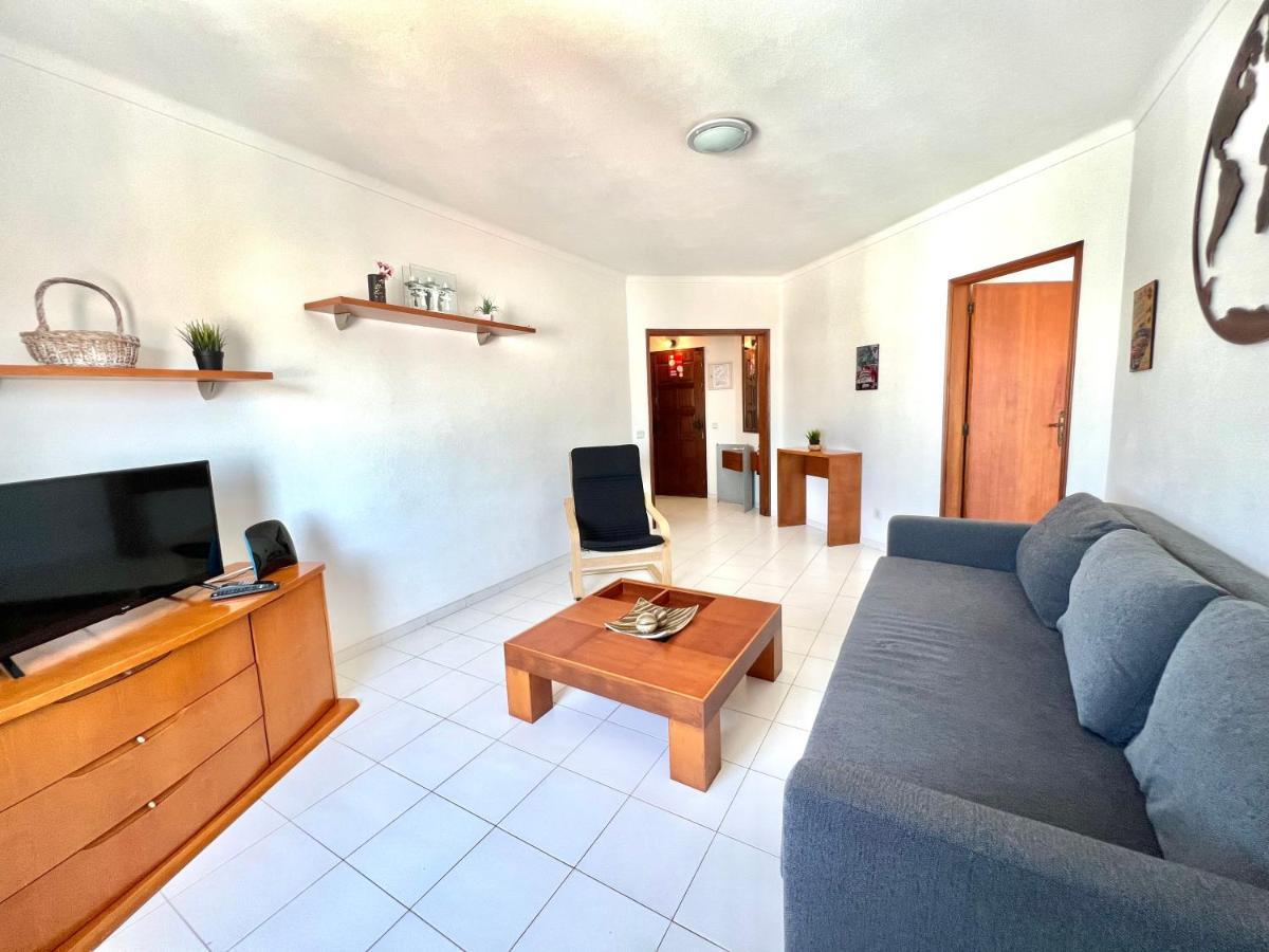 Loky - Near Quarteira Center Apartman Kültér fotó