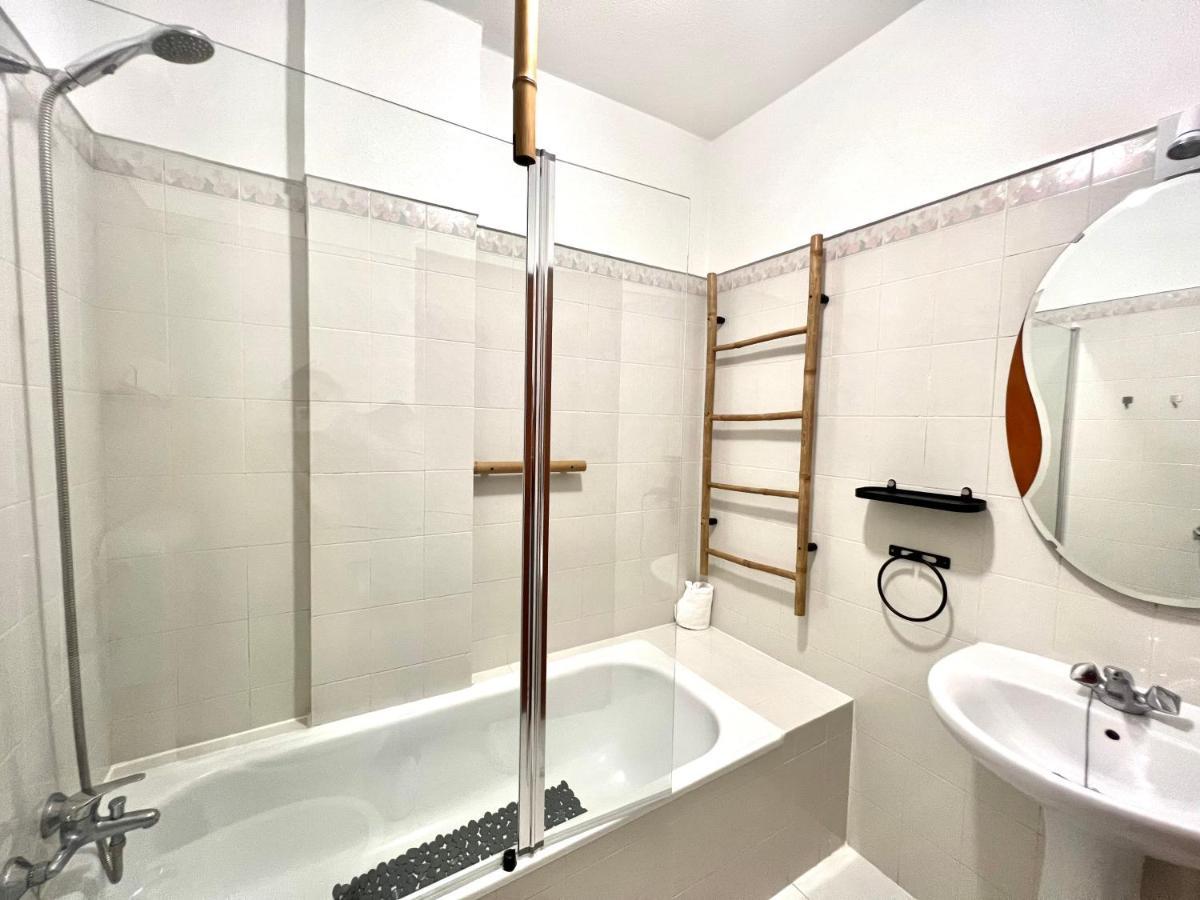 Loky - Near Quarteira Center Apartman Kültér fotó